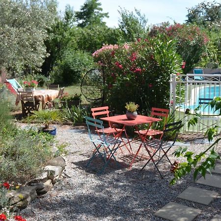 Mas Les Cigales Bed & Breakfast Roaix Exterior photo