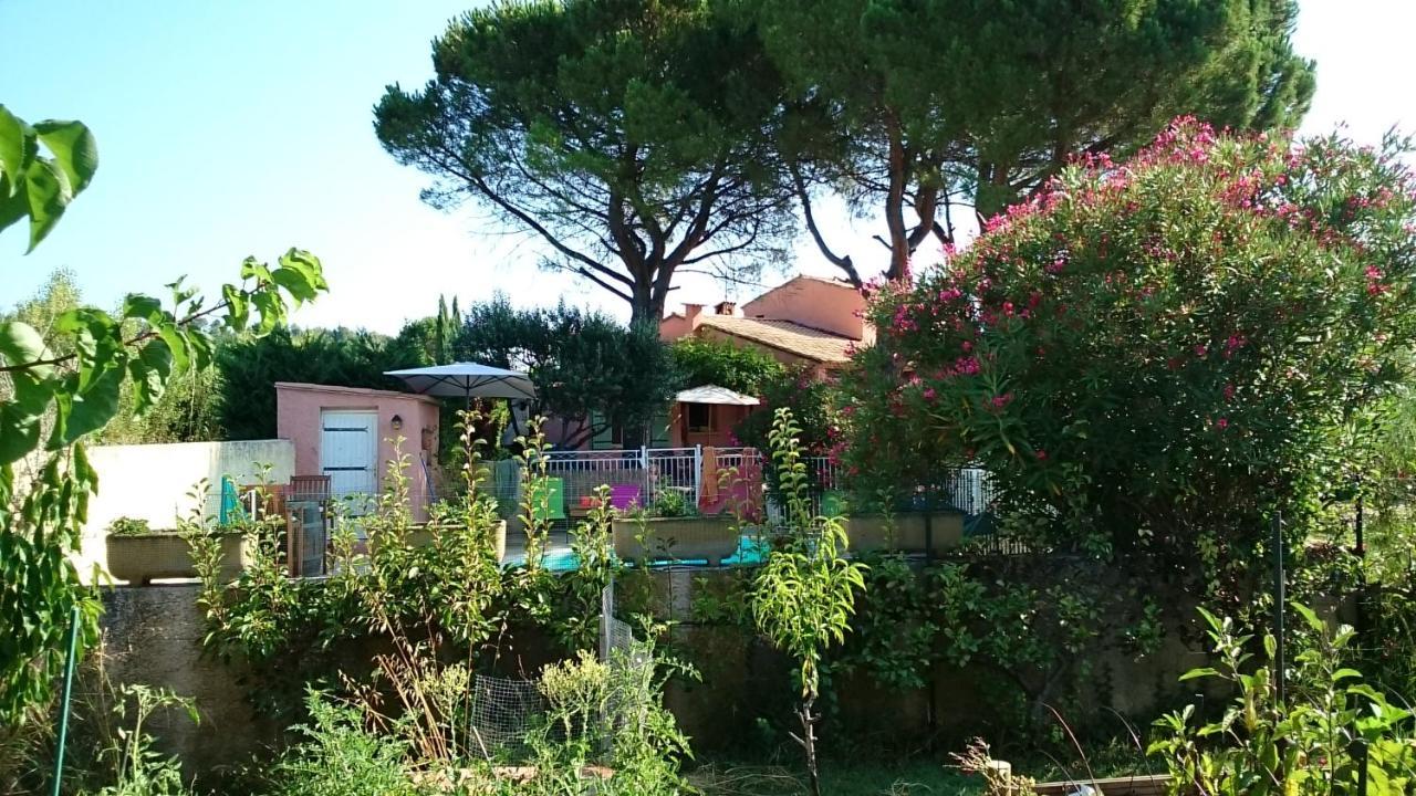 Mas Les Cigales Bed & Breakfast Roaix Exterior photo