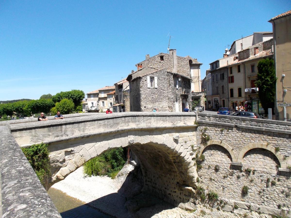 Mas Les Cigales Bed & Breakfast Roaix Exterior photo